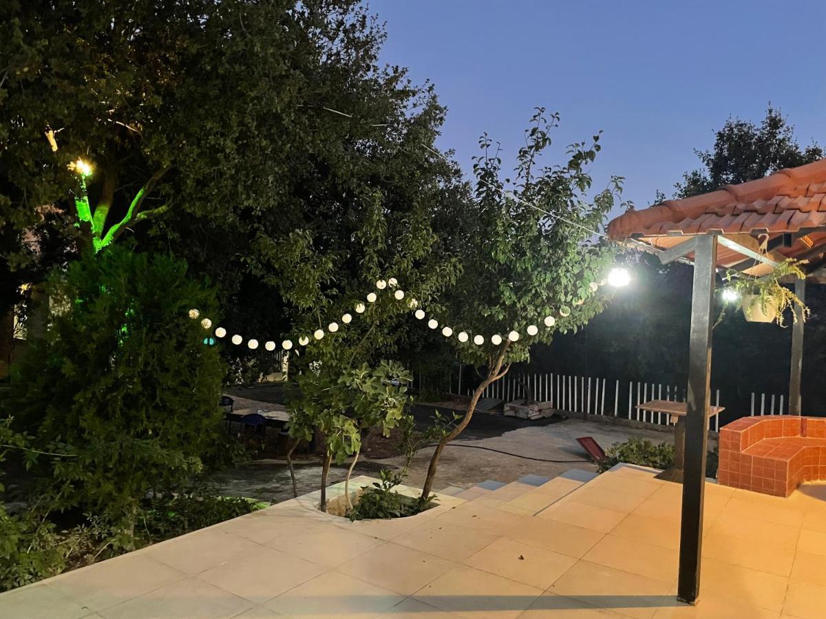 Beit Mema Villa Ad Dahr Exteriör bild