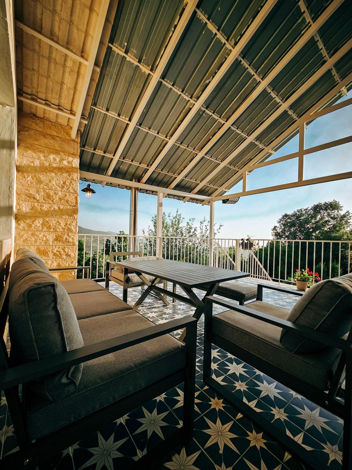 Beit Mema Villa Ad Dahr Exteriör bild