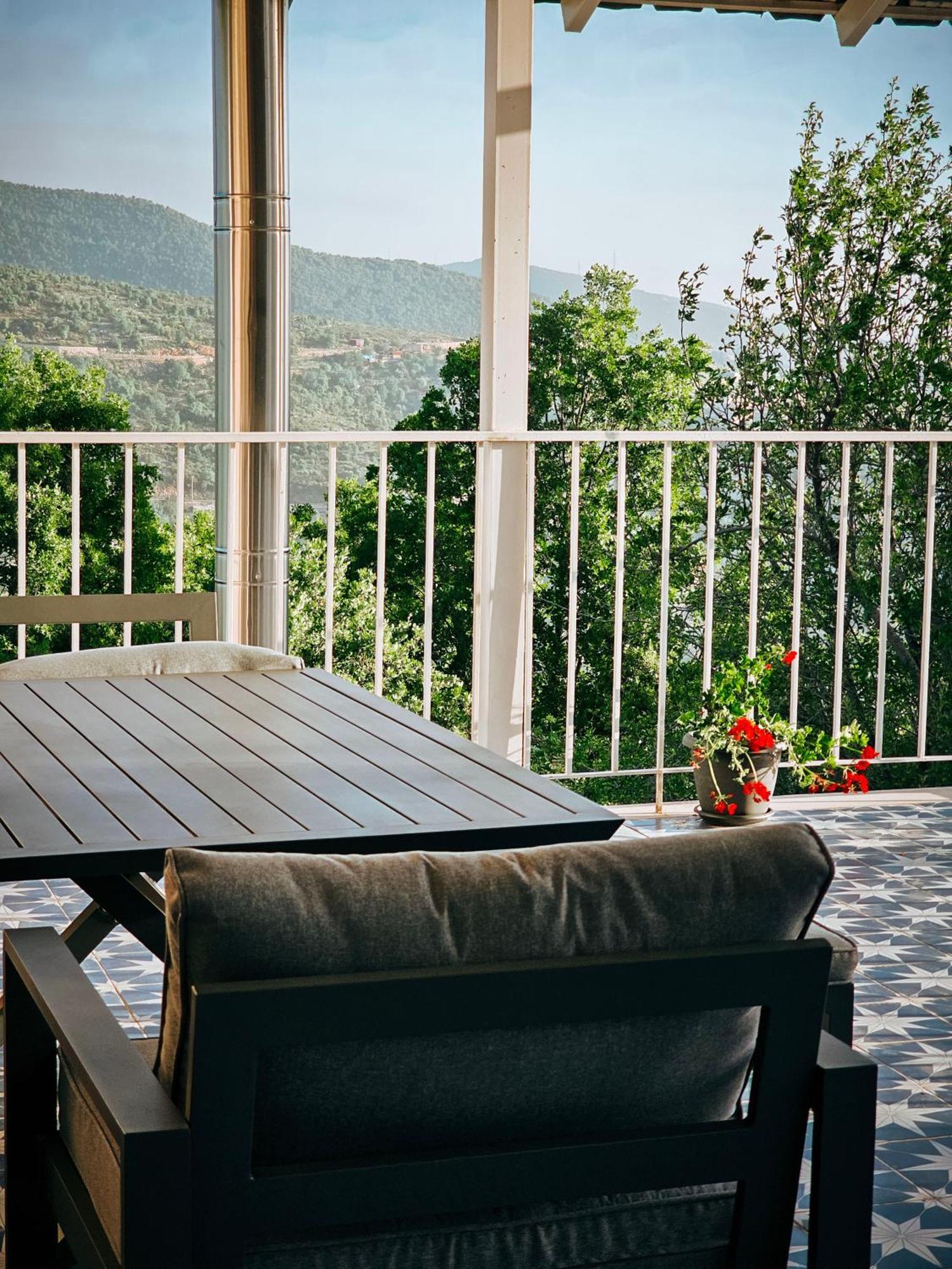 Beit Mema Villa Ad Dahr Exteriör bild