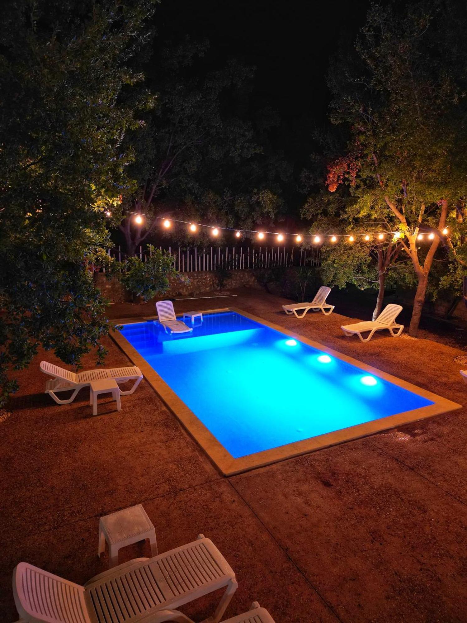 Beit Mema Villa Ad Dahr Exteriör bild